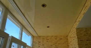 Натяжной потолок на балкон Каменка, цена 6230 руб.